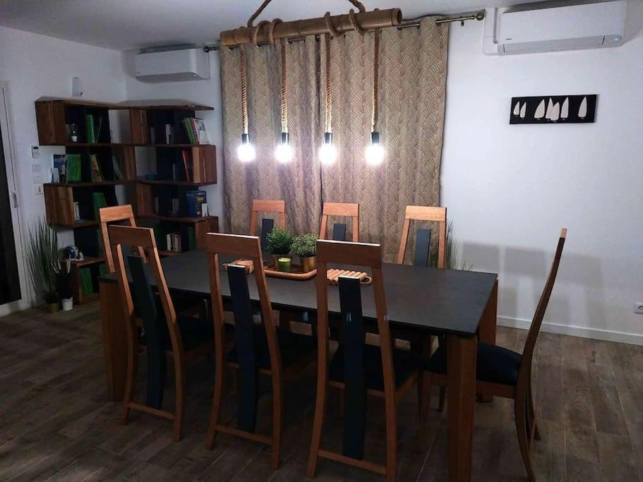 M Comme Maison A La La Londe-les-Maures